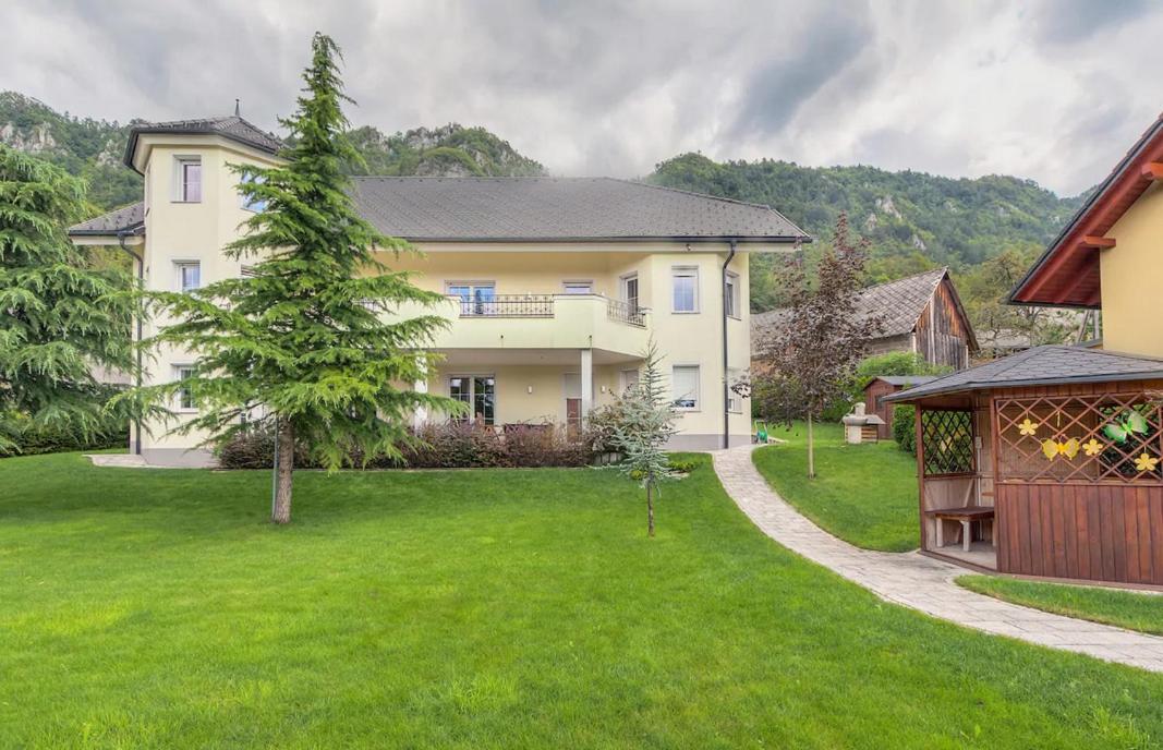 Alpine Apartments Marcella Жировница Экстерьер фото